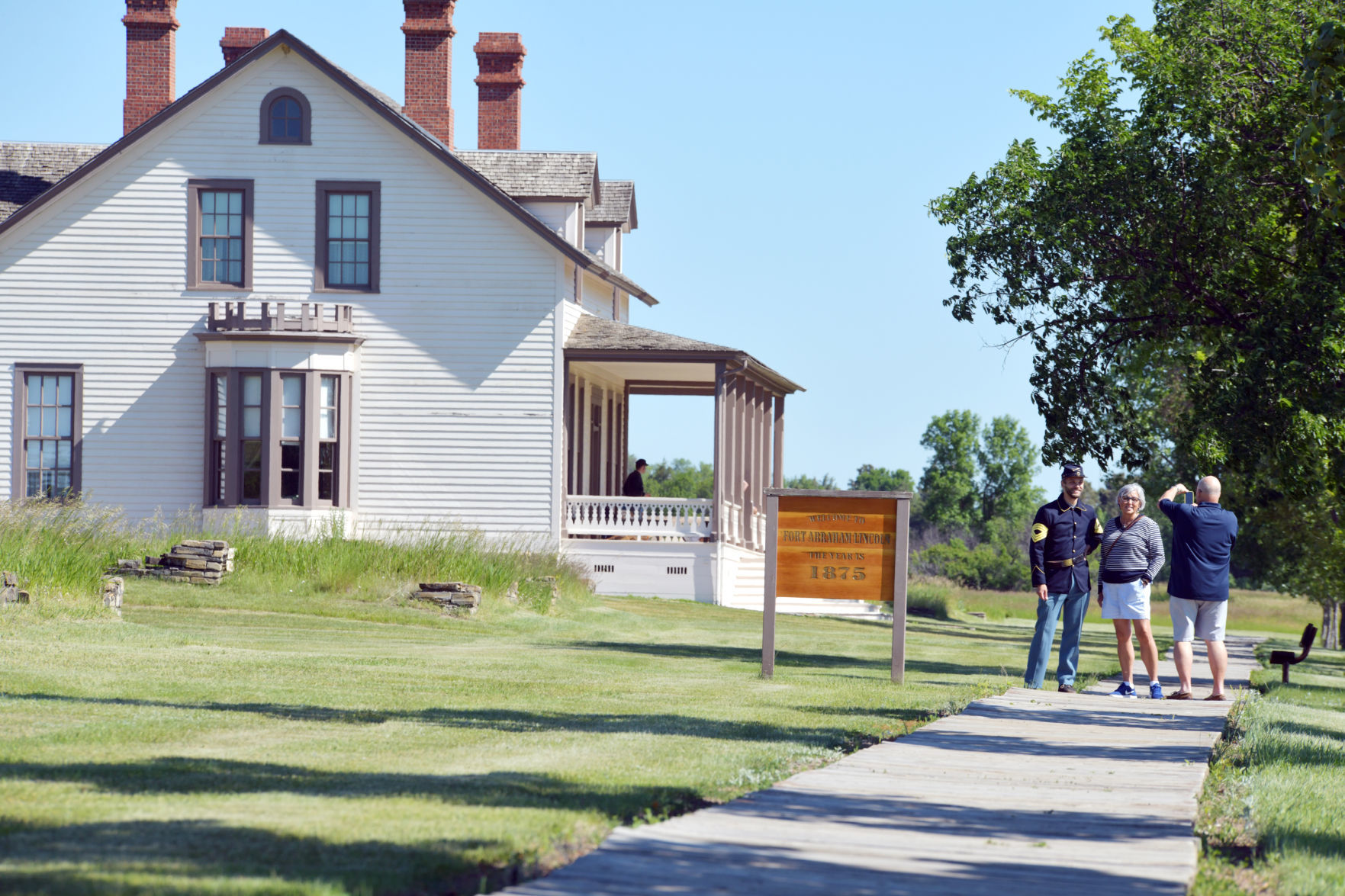 062819-mdn-custer-house